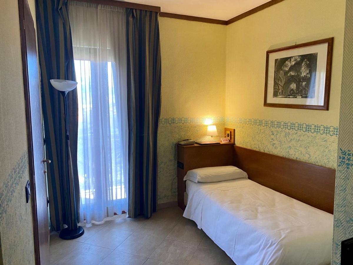 Park Hotel Imperatore Adriano Тиволи Екстериор снимка