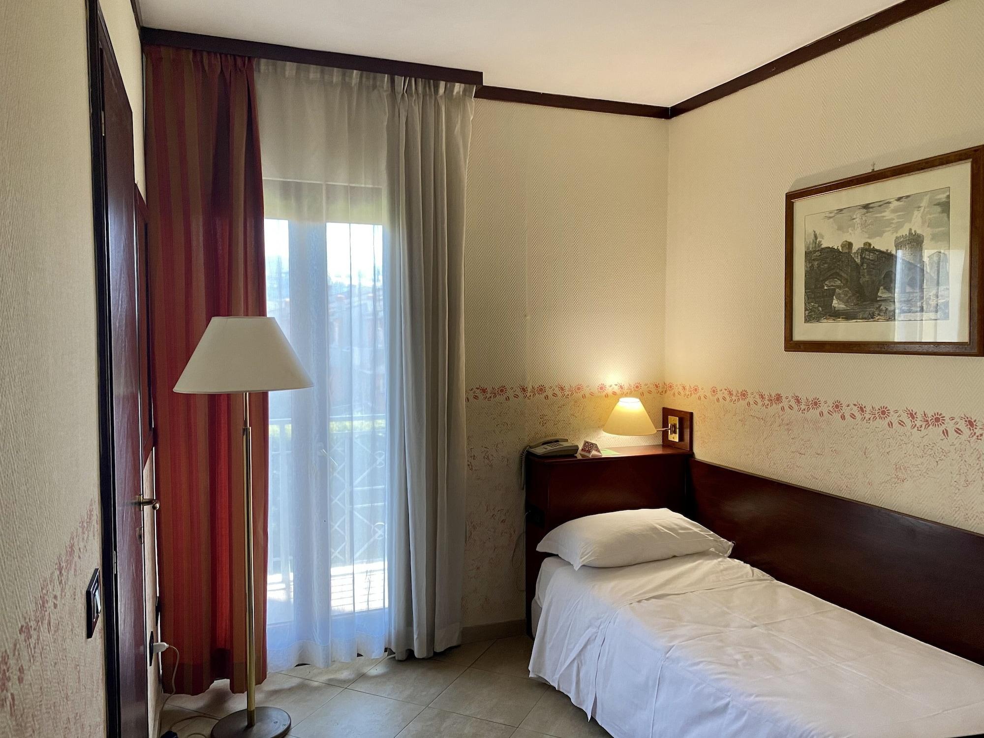 Park Hotel Imperatore Adriano Тиволи Екстериор снимка